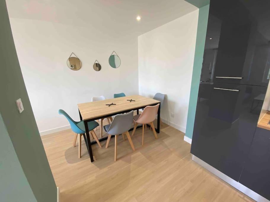 Appartement Familial, 2 Chambres, En Rdc Sur Cour Saint-Florentin  Ngoại thất bức ảnh